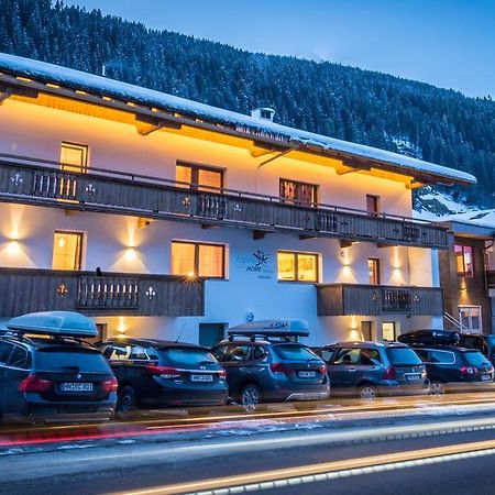 Alpinhome Тукс Екстериор снимка